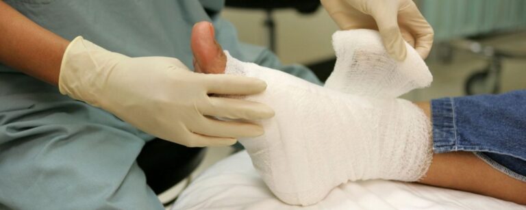 Pros and Cons of Ankle Ligament Surgery